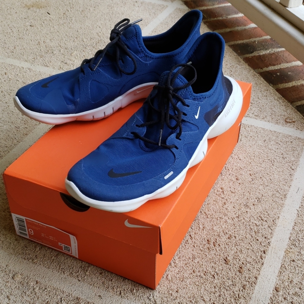 Blue Nike Free 5.0 sz. 9 mens running shoes